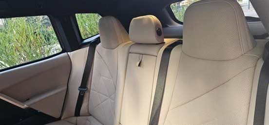 BMW-iX-2022