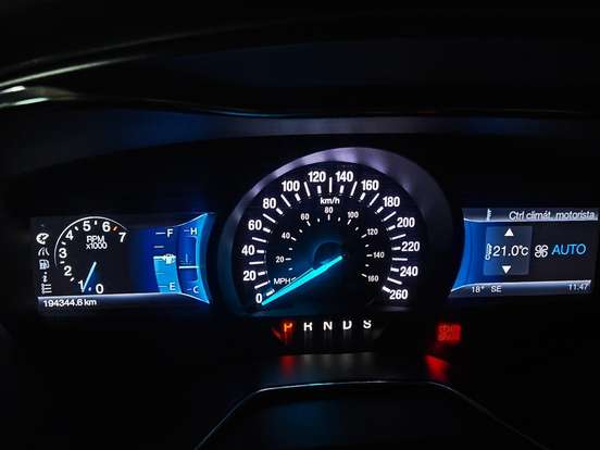 FORD-FUSION-2013