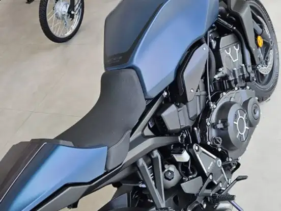 HONDA-CB 1000R BLACK EDITION ABS HONDA-CB 1000R BLACK EDITION ABS-2025