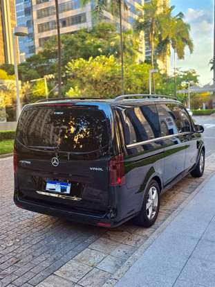 MERCEDES-BENZ-METRIS-2023
