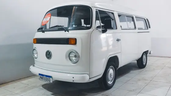 VOLKSWAGEN KOMBI 1.6 FURGÃO 8V GASOLINA 3P MANUAL VOLKSWAGEN KOMBI 1.6 FURGÃO 8V GASOLINA 3P MANUAL