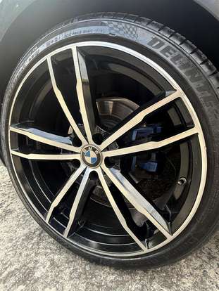 BMW-320i-2020