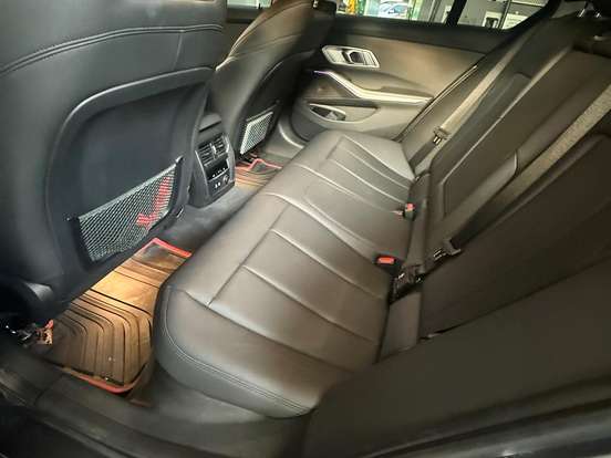 BMW-320i-2.0 16V TURBO GASOLINA SPORT GP AUTOMÁTICO BMW-320i-2020