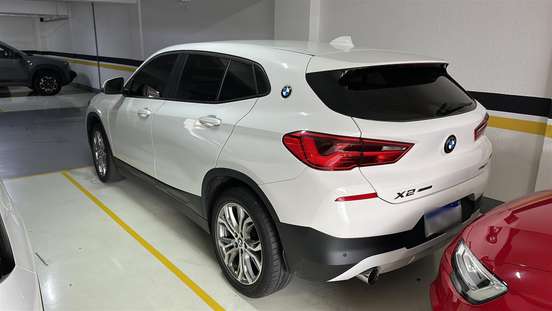 BMW-X2-2019