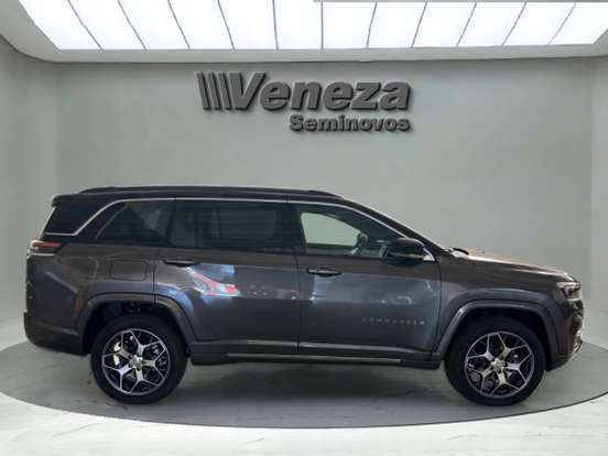 JEEP-COMMANDER-2022