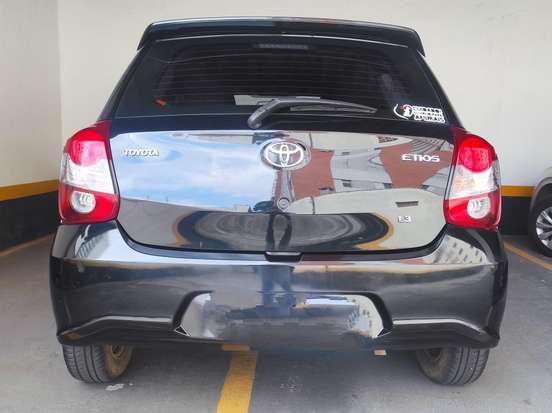 TOYOTA-ETIOS-2019