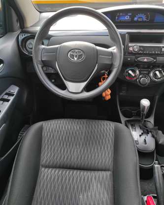 TOYOTA-ETIOS-2019