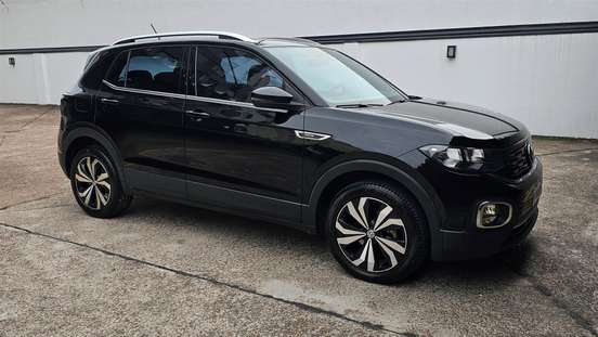 VOLKSWAGEN-T-CROSS-1.4 250 TSI TOTAL FLEX HIGHLINE AUTOMÁTICO VOLKSWAGEN-T-CROSS-2020