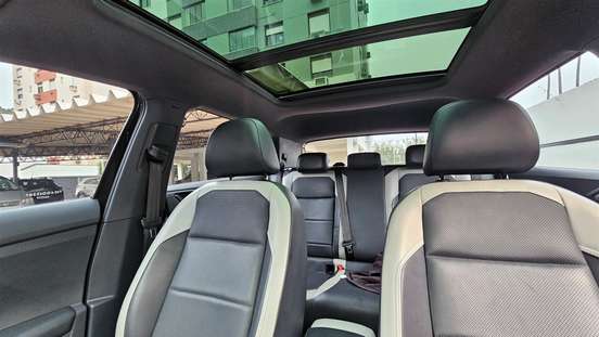 VOLKSWAGEN-T-CROSS-2020