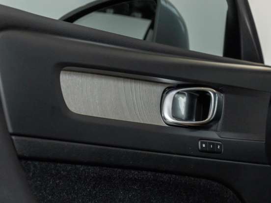 VOLVO-XC40-2.0 T4 GASOLINA INSCRIPTION GEARTRONIC VOLVO-XC40-2020