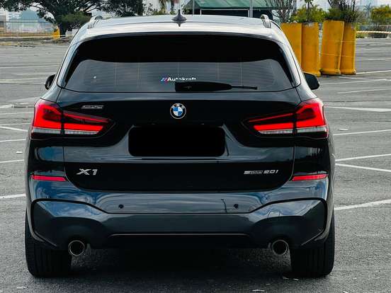 BMW-X1-2.0 16V TURBO ACTIVEFLEX SDRIVE20I M SPORT 25 ANOS 4P AUTOMÁTICO BMW-X1-2020