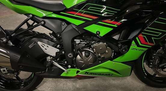KAWASAKI-NINJA ZX-6R-2024