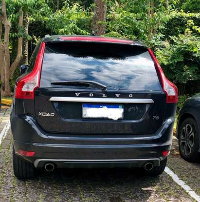 VOLVO-XC60-2013