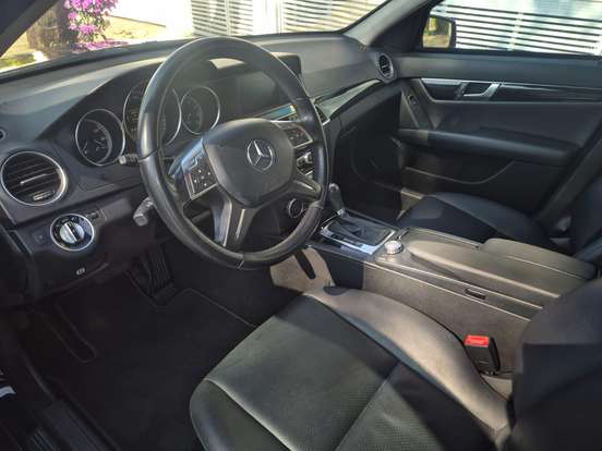 MERCEDES-BENZ-C 180-2012