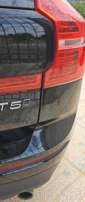 VOLVO-XC60-2019