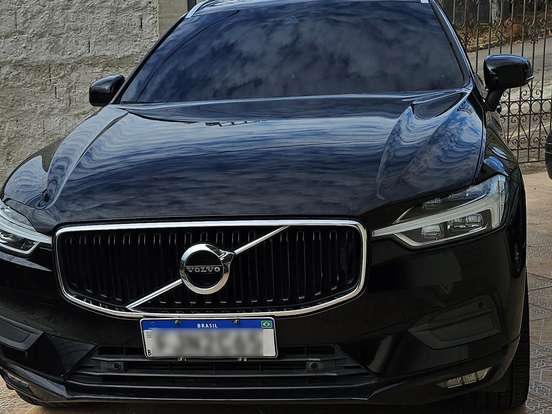 VOLVO-XC60-2.0 T5 GASOLINA MOMENTUM AWD GEARTRONIC VOLVO-XC60-2019