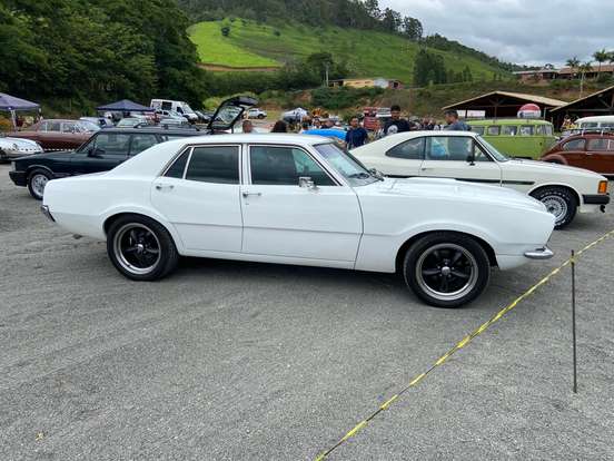 FORD-MAVERICK-1979