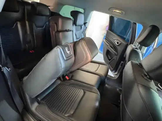 JEEP-COMMANDER-1.3 T270 TURBO FLEX LONGITUDE AT6 JEEP-COMMANDER-2023