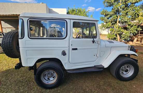TOYOTA-BANDEIRANTE-1991
