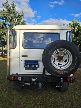 TOYOTA-BANDEIRANTE-3.7 BJ50LV 4X4 TETO RIGIDO DIESEL 2P MANUAL TOYOTA-BANDEIRANTE-1991