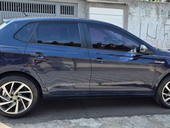 VOLKSWAGEN-POLO-1.0 200 TSI COMFORTLINE AUTOMÁTICO VOLKSWAGEN-POLO-2018