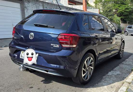 VOLKSWAGEN-POLO-2018