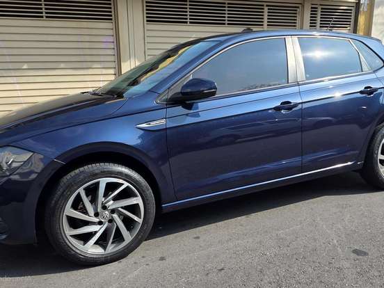 VOLKSWAGEN-POLO-1.0 200 TSI COMFORTLINE AUTOMÁTICO VOLKSWAGEN-POLO-2018