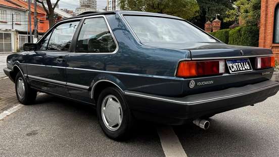 VOLKSWAGEN-SANTANA-1.8 CL 8V GASOLINA 2P MANUAL VOLKSWAGEN-SANTANA-1988