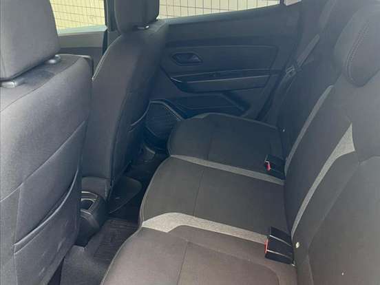 RENAULT-DUSTER-2020