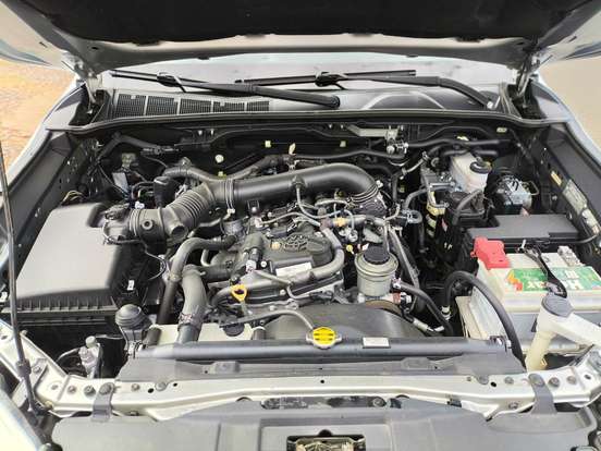 TOYOTA-HILUX-2.7 SRV 4X2 CD 16V FLEX 4P AUTOMÁTICO TOYOTA-HILUX-2016