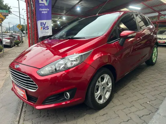 FORD FIESTA 1.6 SE HATCH 16V FLEX 4P POWERSHIFT