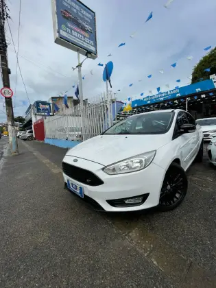 FORD FOCUS 2.0 SE SEDAN 16V FLEX 4P POWERSHIFT FORD FOCUS 2.0 SE SEDAN 16V FLEX 4P POWERSHIFT