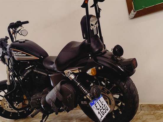 HARLEY-DAVIDSON-SPORTSTER XL 883 R HARLEY-DAVIDSON-SPORTSTER XL 883 R-2009