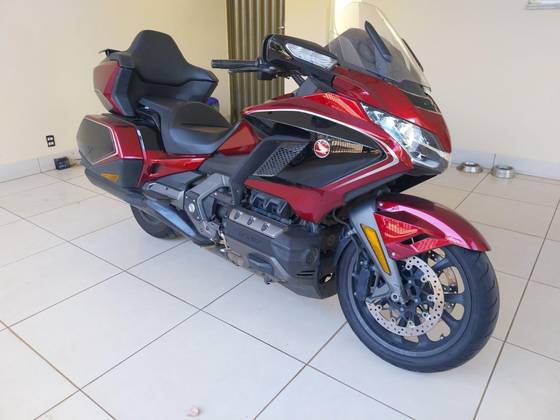 HONDA GL 1800 GOLD WING 