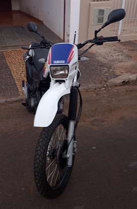 YAMAHA-XT 600 E-1996
