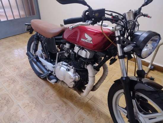 HONDA-CB 400-1981