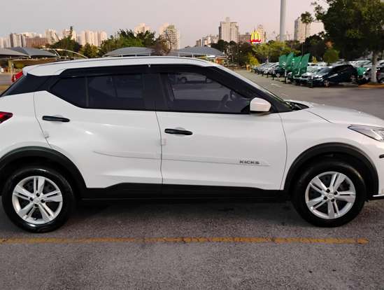 NISSAN-KICKS-2021