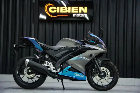 YAMAHA YZF R15 