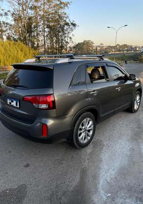 KIA-SORENTO-2013