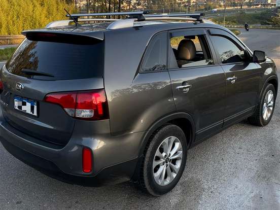 KIA-SORENTO-2.4 16V GASOLINA EX AUTOMÁTICO KIA-SORENTO-2013
