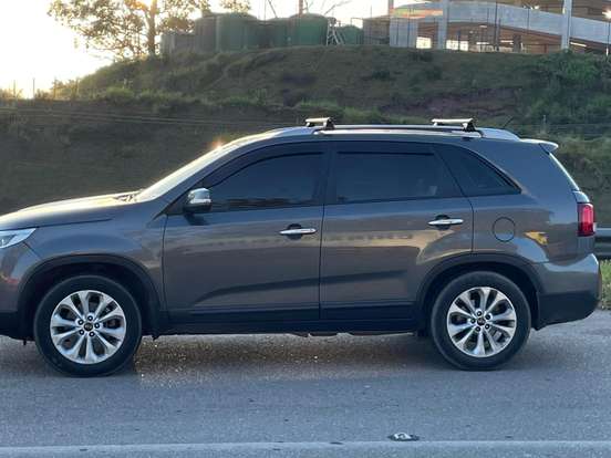 KIA-SORENTO-2.4 16V GASOLINA EX AUTOMÁTICO KIA-SORENTO-2013