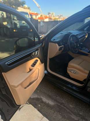 PORSCHE-MACAN-2023