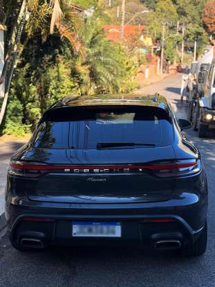 PORSCHE-MACAN-2023