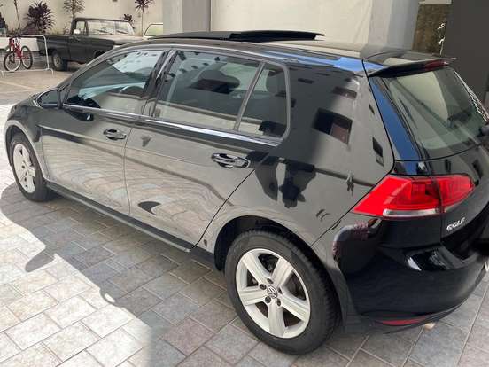 VOLKSWAGEN-GOLF-1.4 TSI COMFORTLINE 16V GASOLINA 4P AUTOMÁTICO VOLKSWAGEN-GOLF-2014