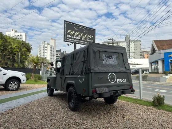 FORD RURAL 2.8 4X4 6 CILINDROS 12V GASOLINA 2P MANUAL