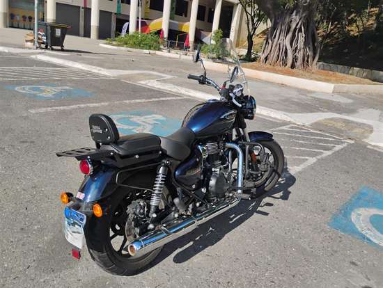 ROYAL ENFIELD-METEOR 350 STELLAR-2022