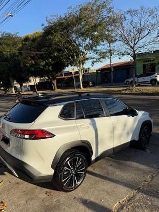 TOYOTA-COROLLA CROSS-2024