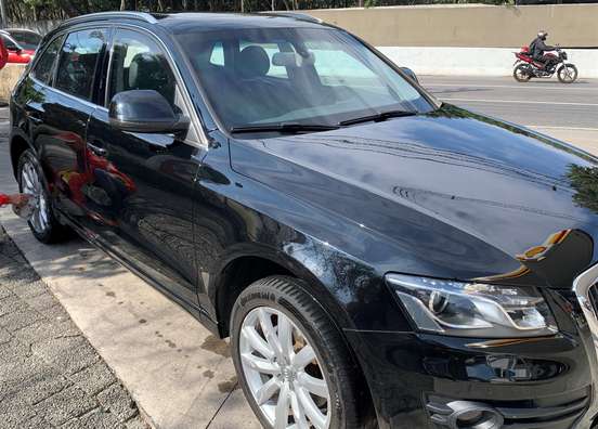 AUDI-Q5-2009
