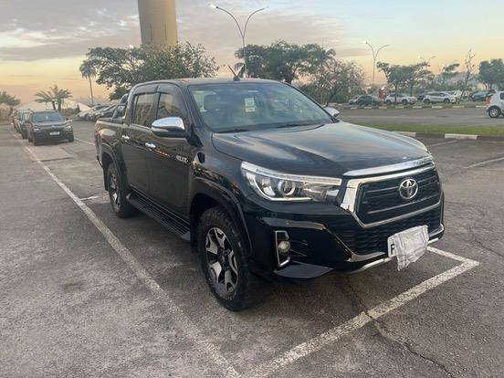 TOYOTA HILUX 2.8 SRX 4X4 CD 16V DIESEL 4P AUTOMÁTICO