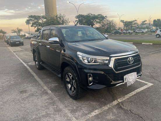 TOYOTA-HILUX-2.8 SRX 4X4 CD 16V DIESEL 4P AUTOMÁTICO TOYOTA-HILUX-2015